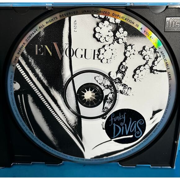En Vogue – Funky Divas CD 1992 - Classic ‘90s R&B / Soul / Pop Music Album - Picture 4 of 7